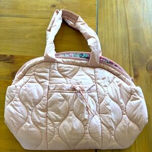 Vera Bradley feather weight tote bag in Rose Quartz